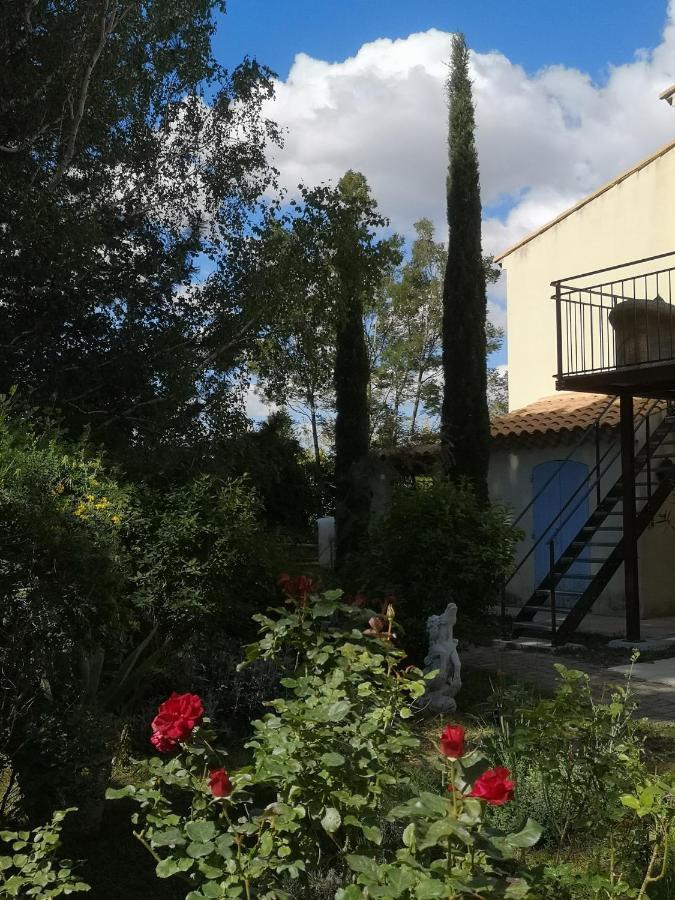 Ferienwohnung La Bastide Des Sources Beaucaire  Exterior foto