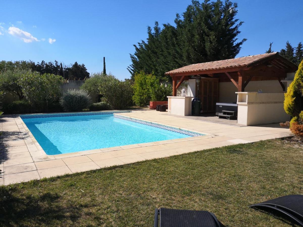 Ferienwohnung La Bastide Des Sources Beaucaire  Exterior foto